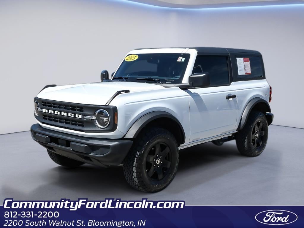 2025 Ford Bronco Base 4x4's photo