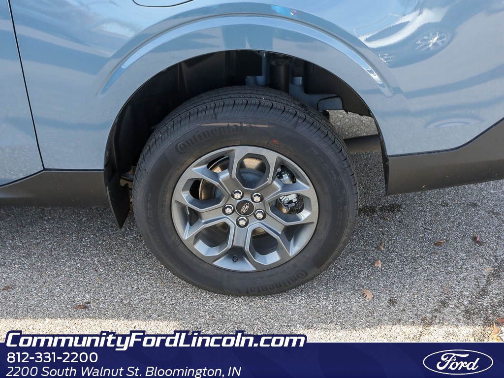 2025 Ford Maverick XLT photo 3