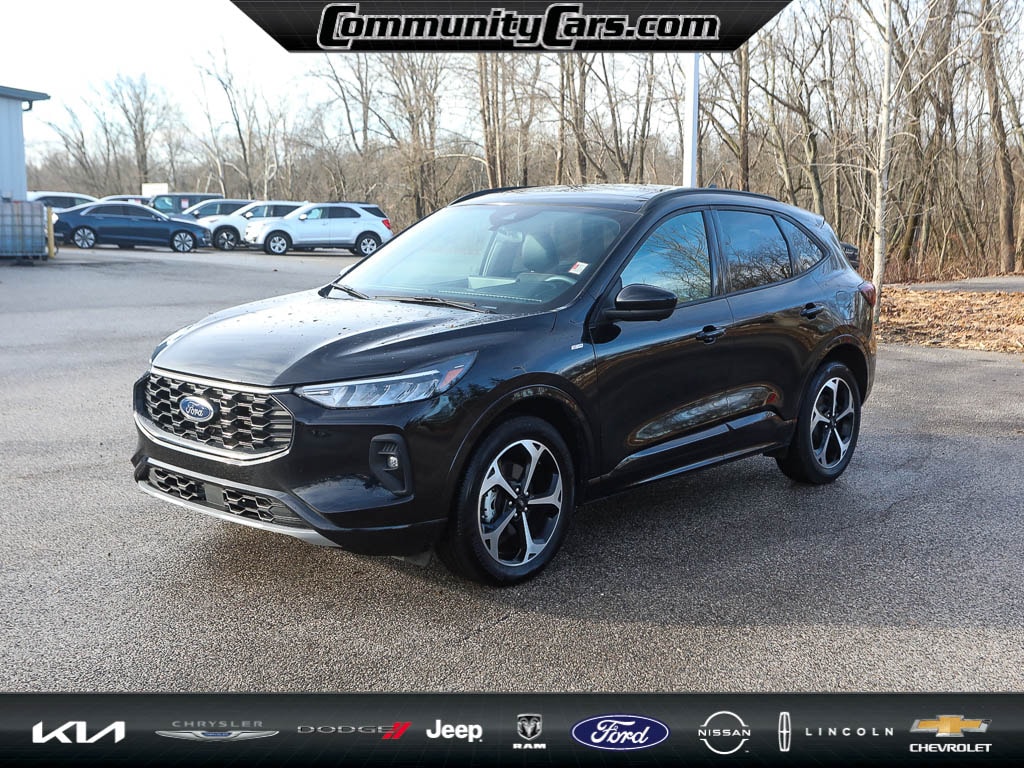 2023 Ford Escape S's photo