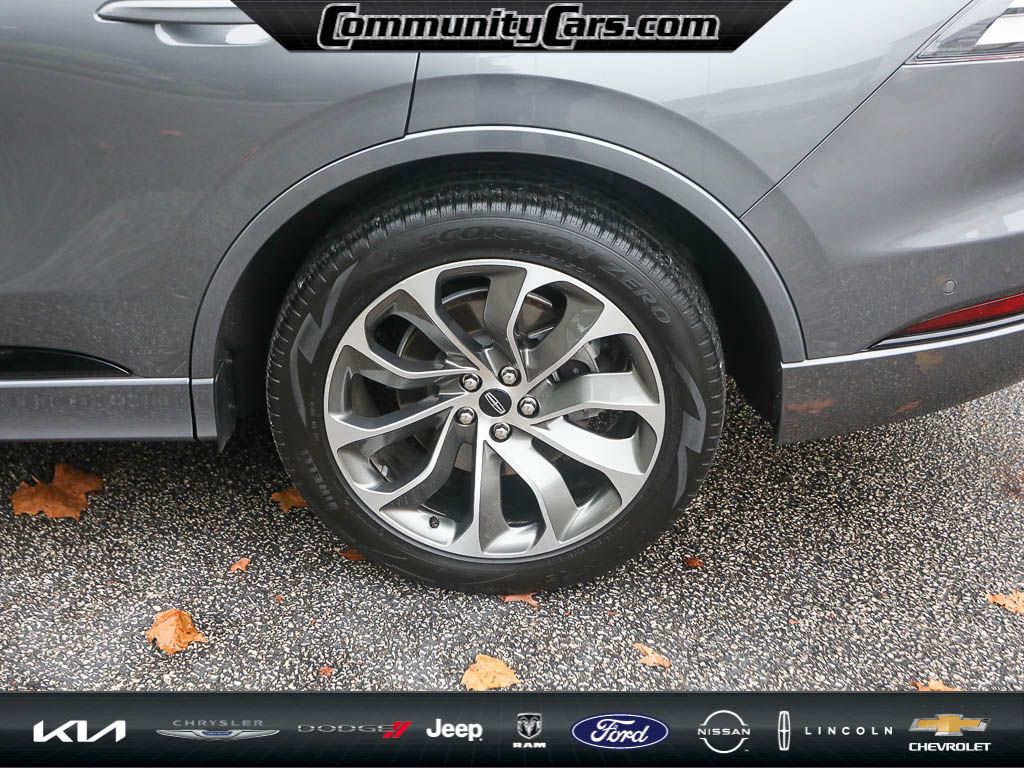 2023 Lincoln Aviator Grand Touring photo 4