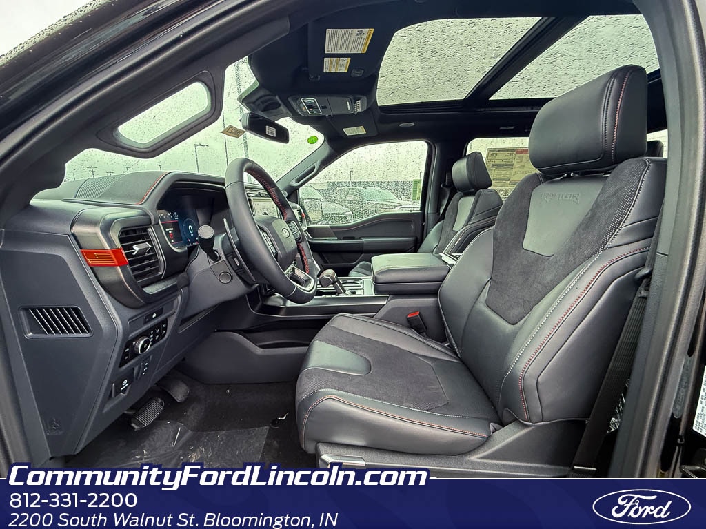2025 Ford F-150 Raptor - Photo 11