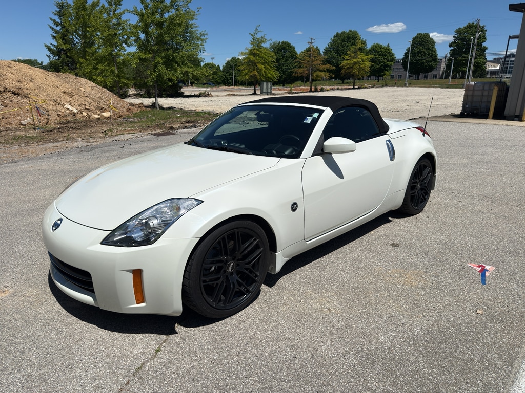 2007 Nissan 350Z Roadster Touring 5AT's photo