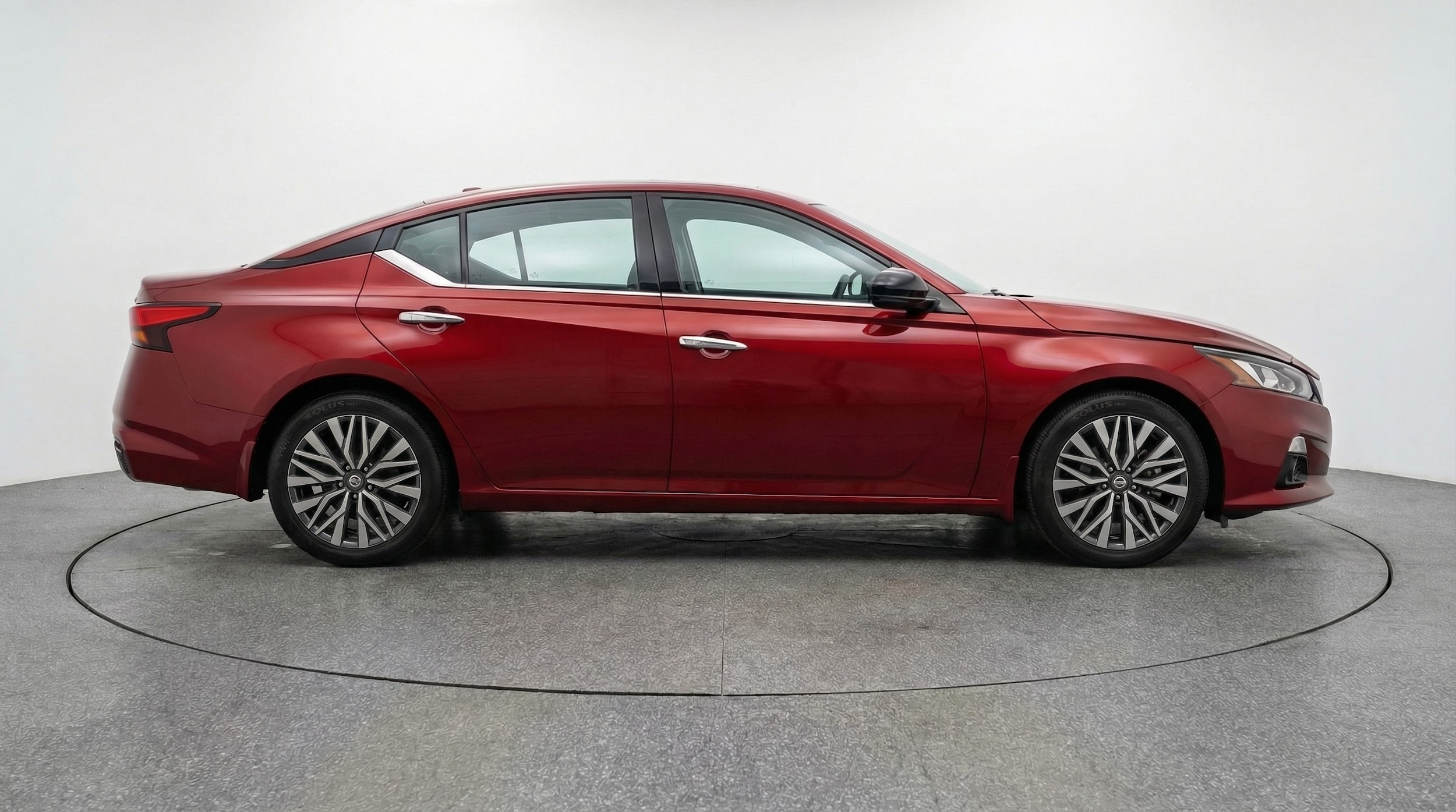 Thumbnail: 2025 Nissan Altima - 8