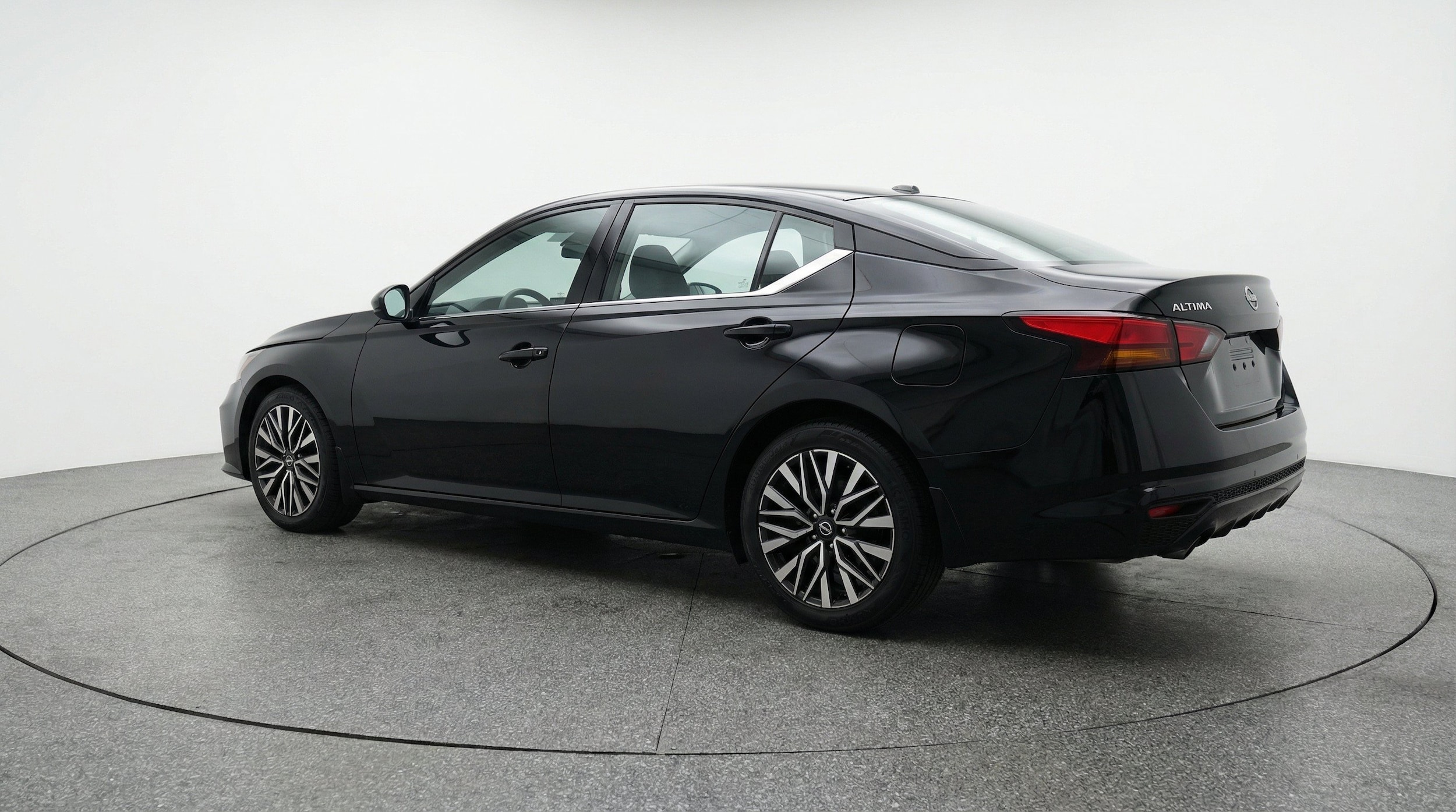 Thumbnail: 2025 Nissan Altima - 6