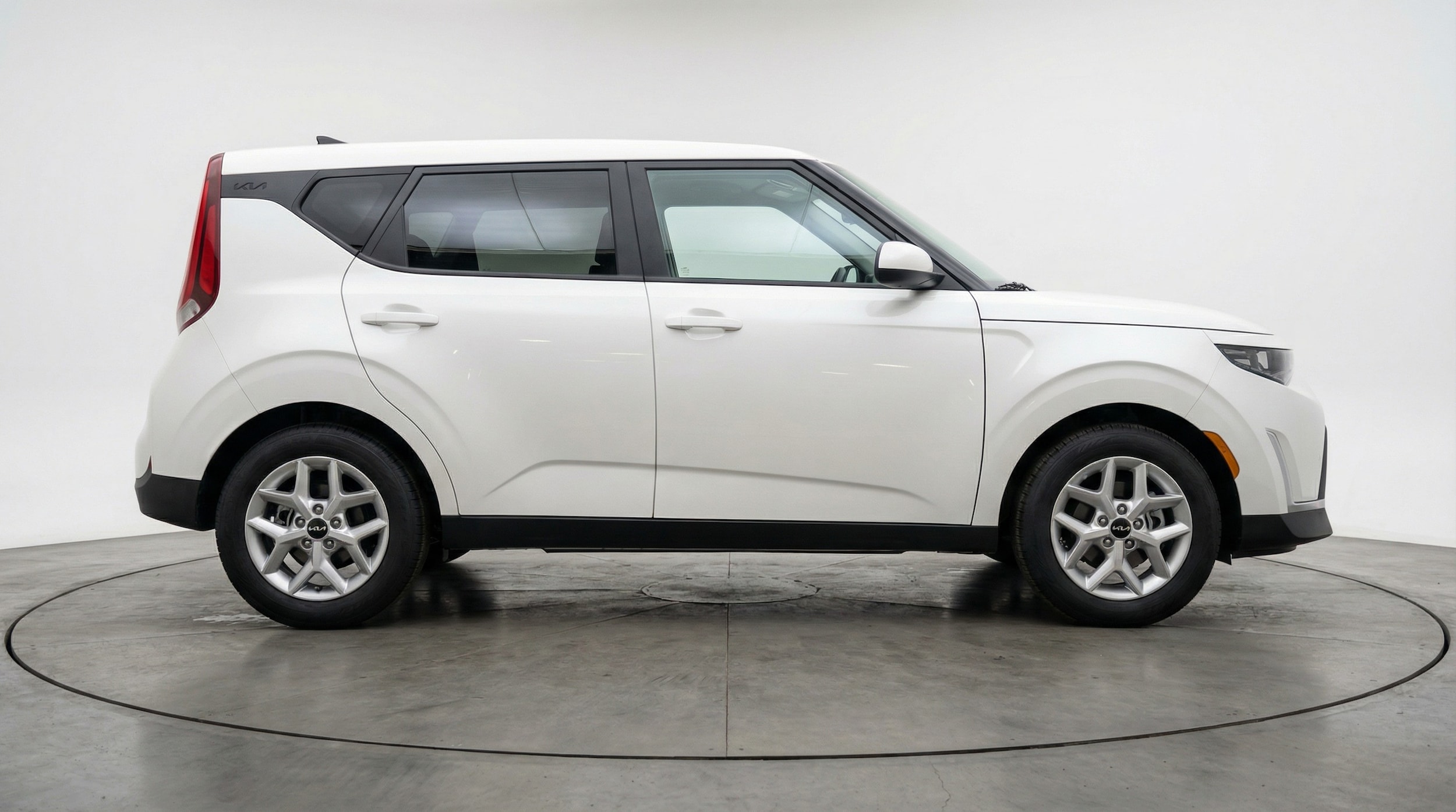 Thumbnail: 2025 Kia Soul - 8