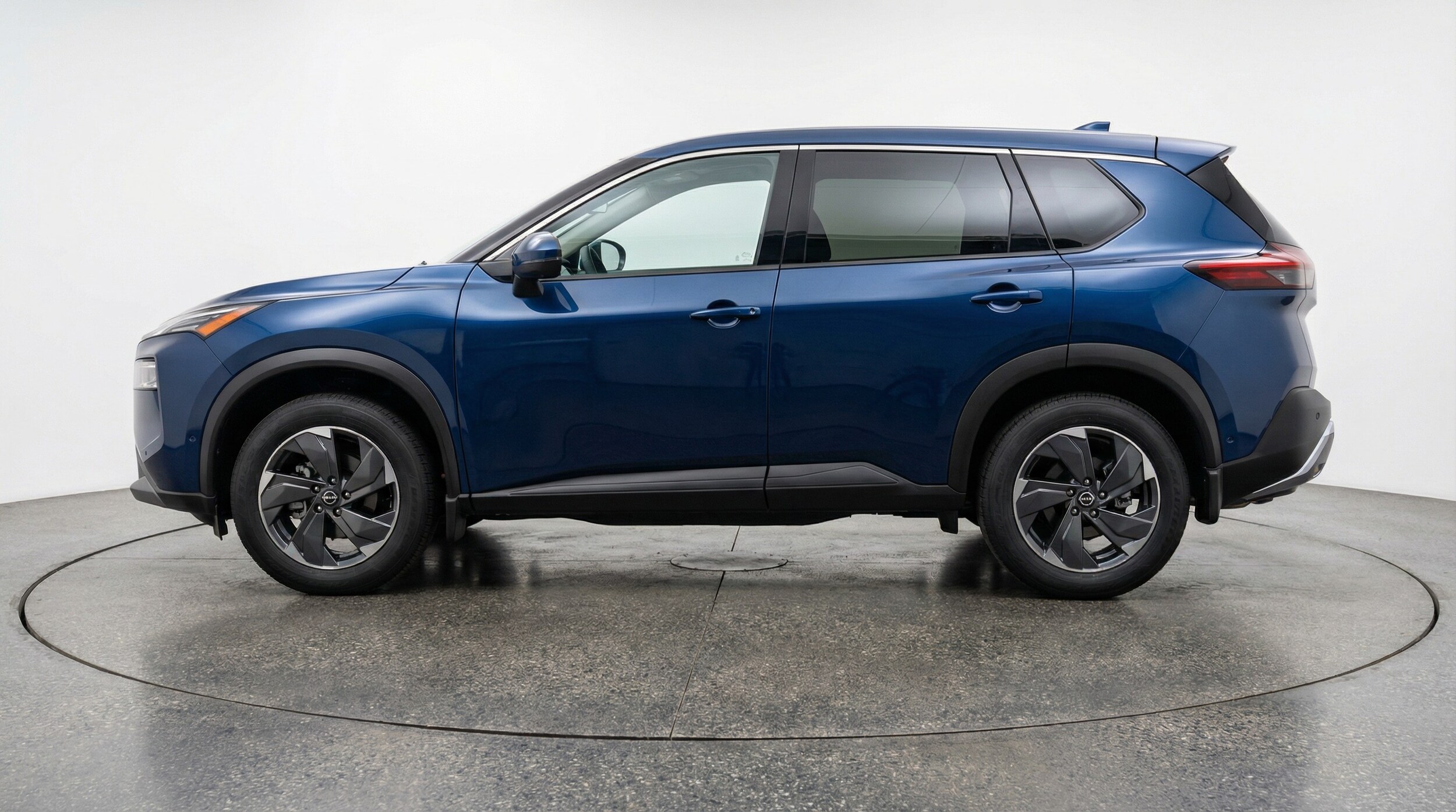 Thumbnail: 2025 Nissan Rogue - 4