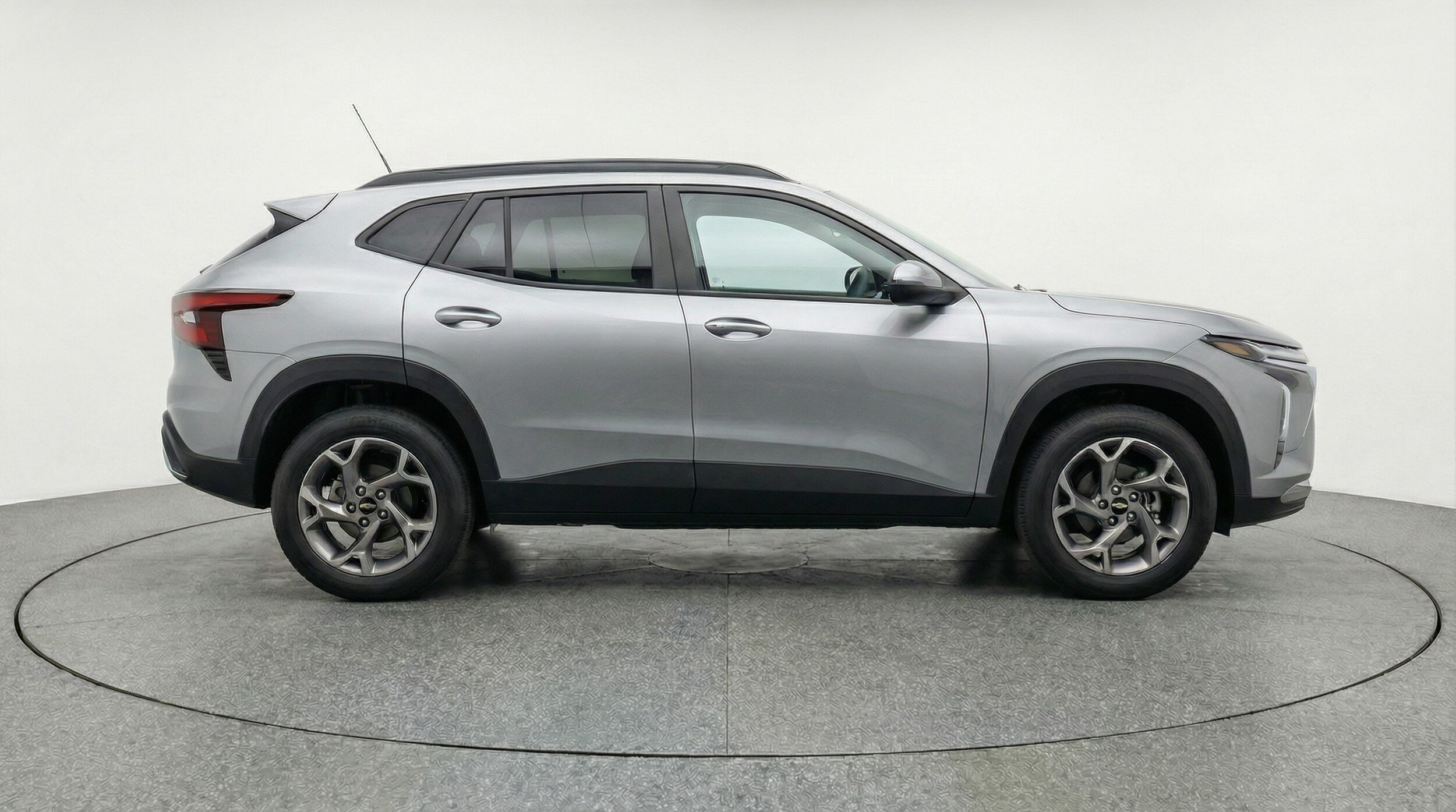 Thumbnail: 2025 Chevrolet Trax - 8