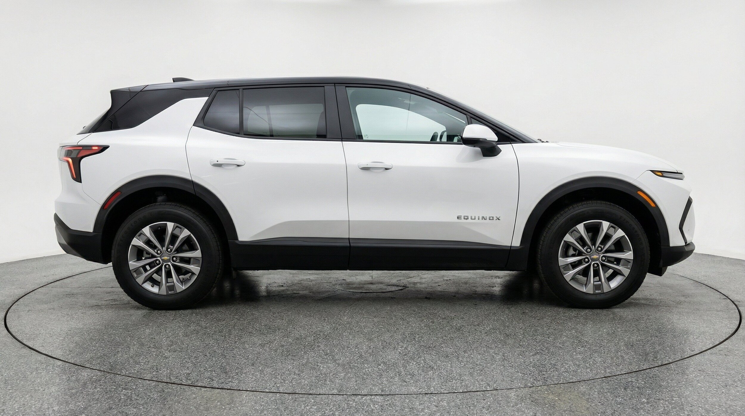 Thumbnail: 2025 Chevrolet Equinox - 11