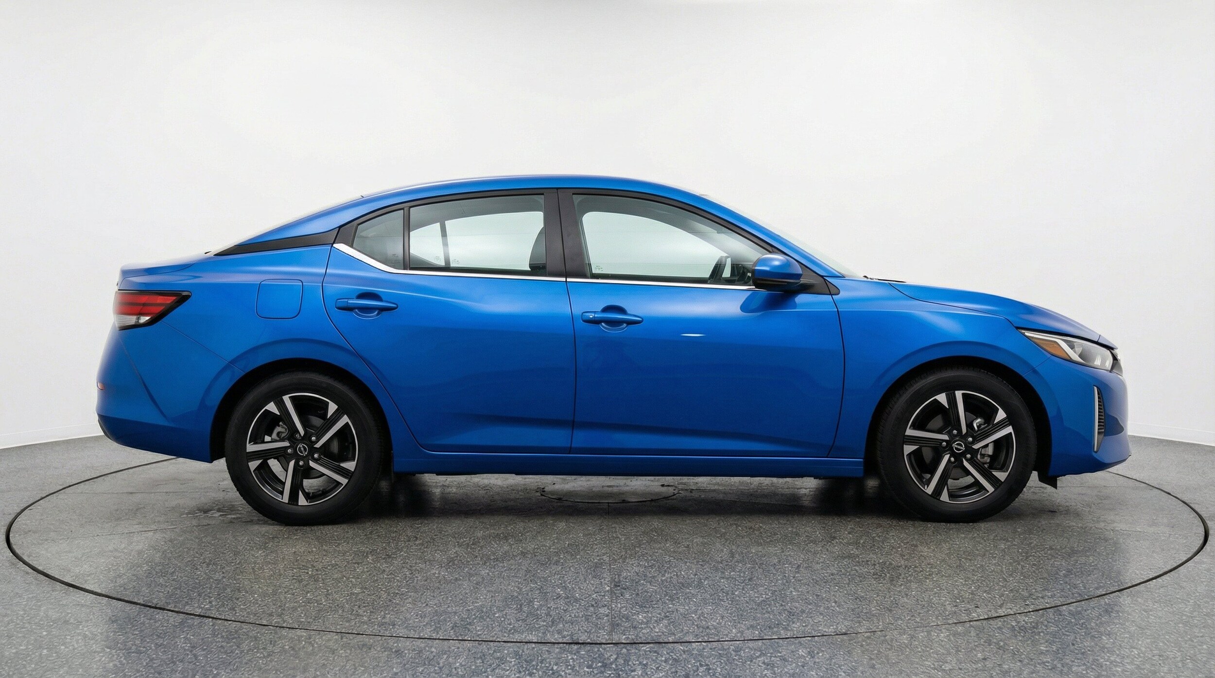 Thumbnail: 2025 Nissan Sentra - 11