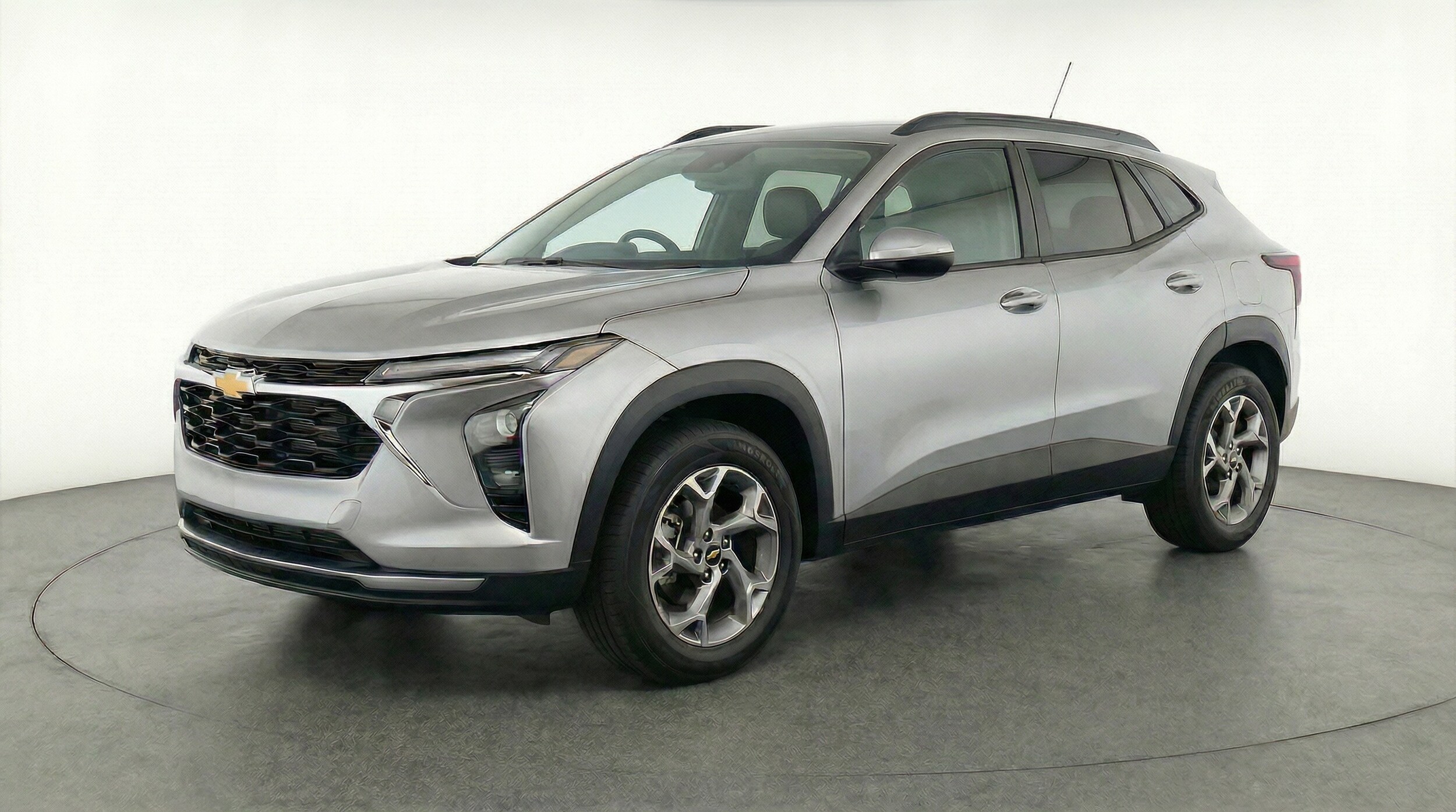 Thumbnail: 2025 Chevrolet Trax - 3