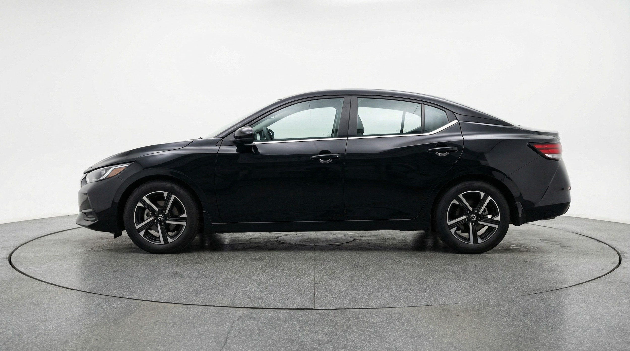 Thumbnail: 2025 Nissan Sentra - 4