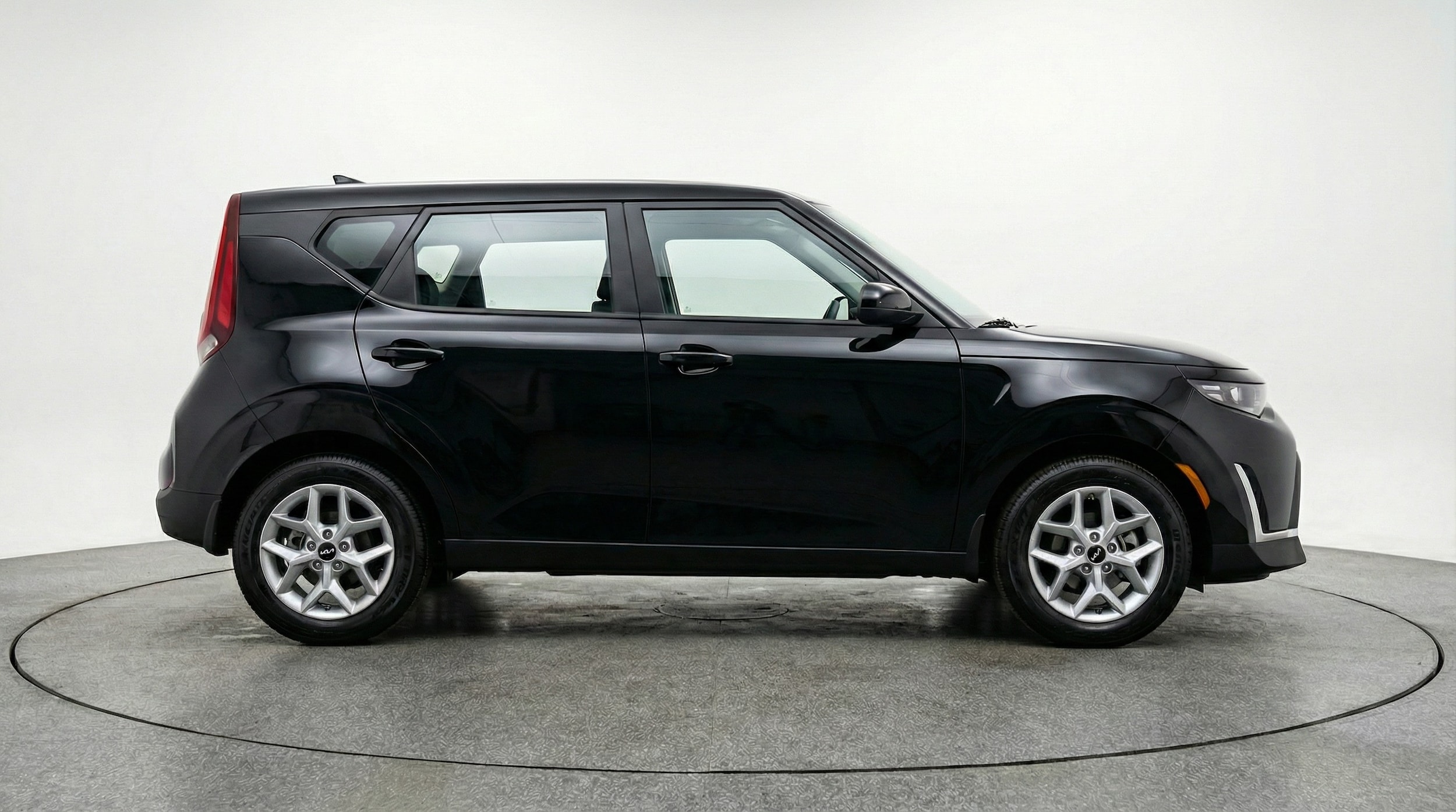 Thumbnail: 2025 Kia Soul - 8