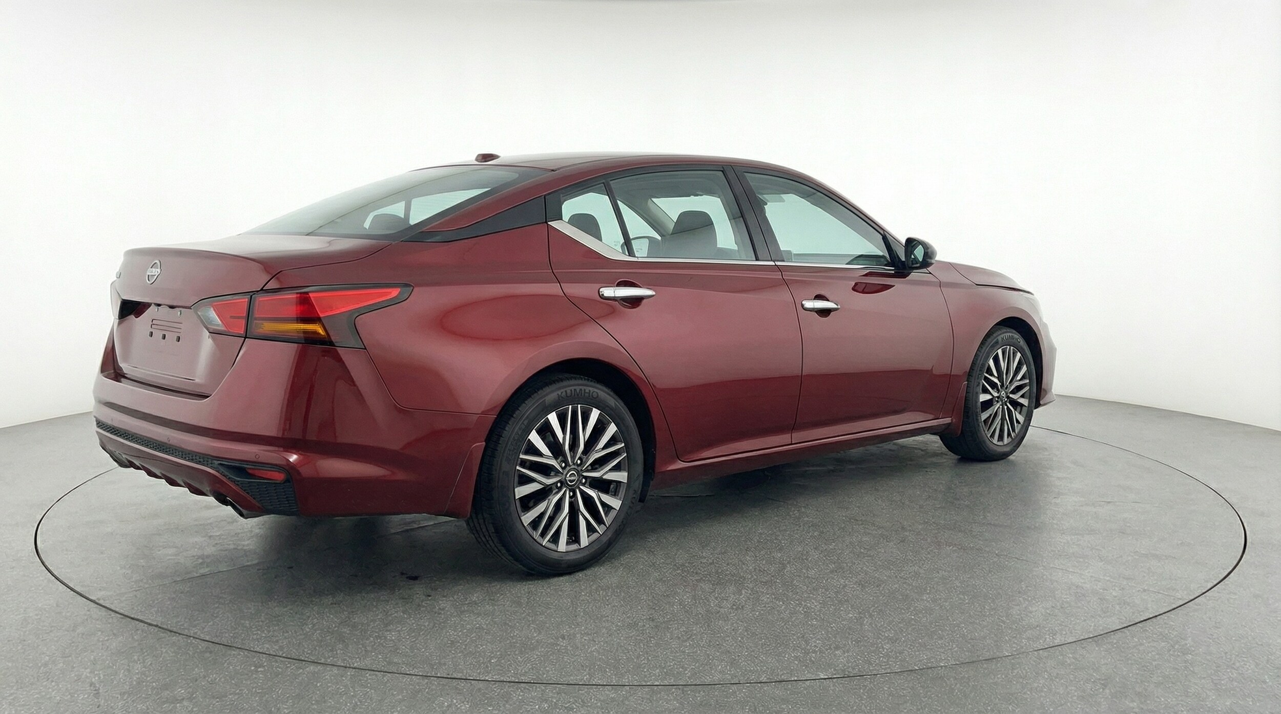 Thumbnail: 2025 Nissan Altima - 7