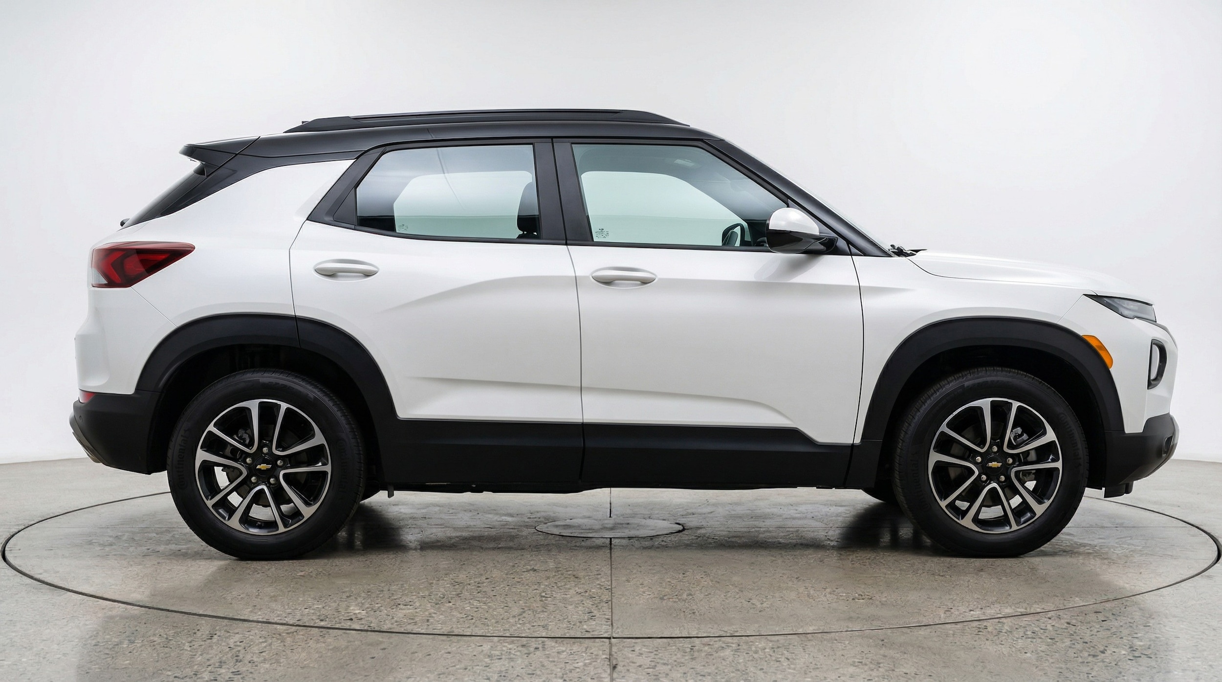 Thumbnail: 2025 Chevrolet TrailBlazer - 8