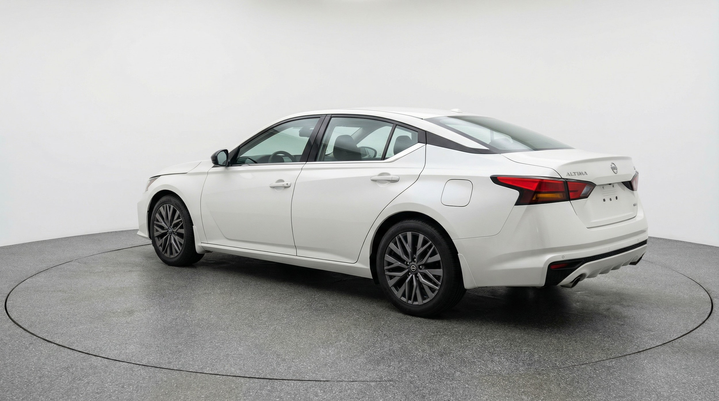 Thumbnail: 2025 Nissan Altima - 5