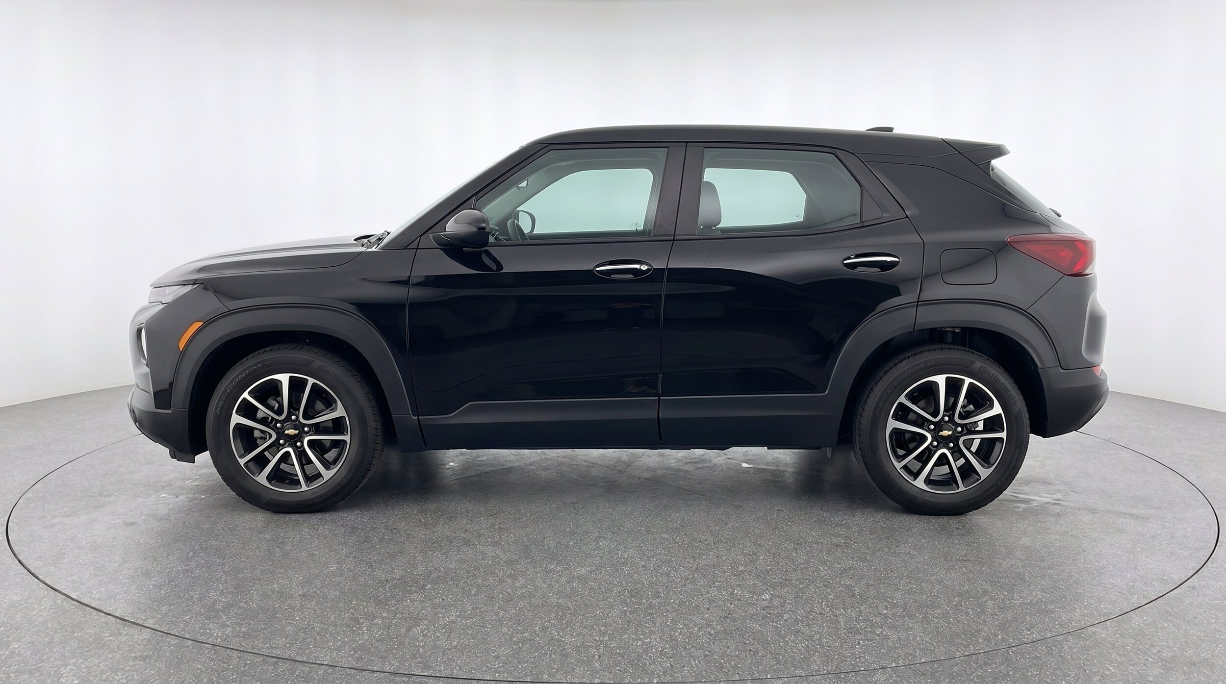 Thumbnail: 2025 Chevrolet TrailBlazer - 5