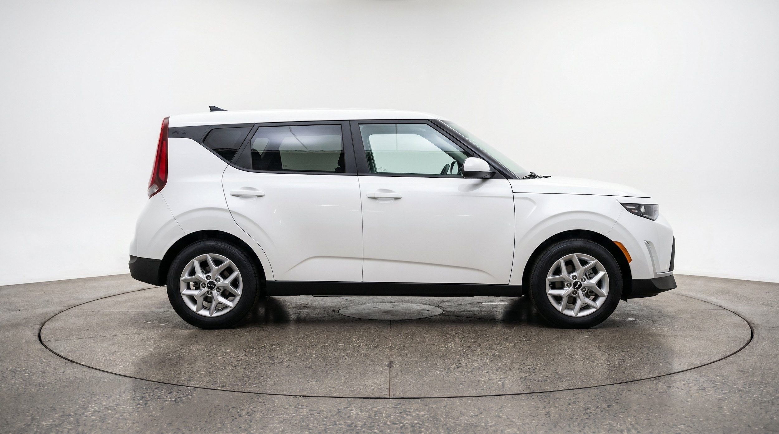Thumbnail: 2025 Kia Soul - 10
