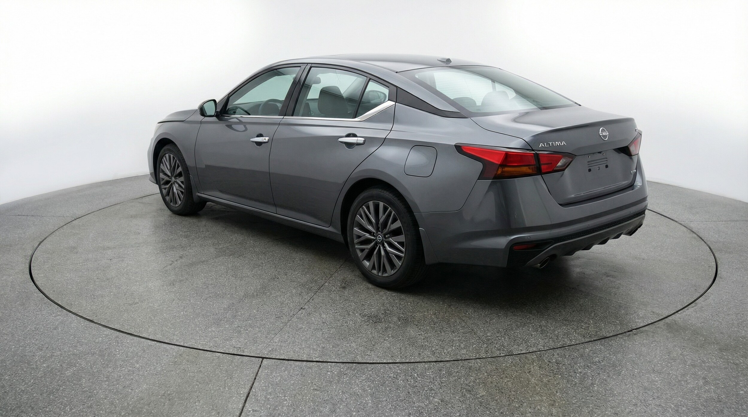 Thumbnail: 2025 Nissan Altima - 5