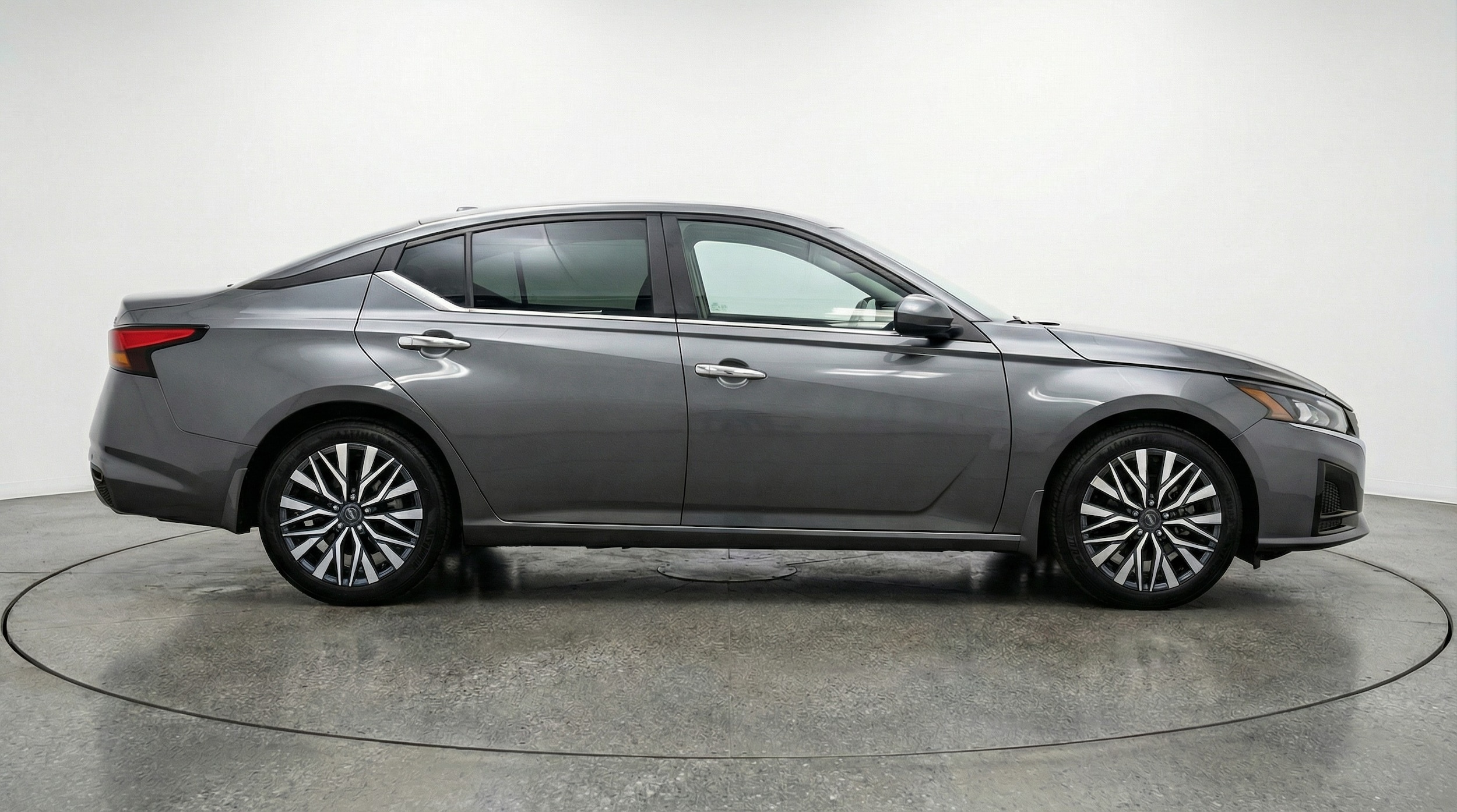 Thumbnail: 2025 Nissan Altima - 8