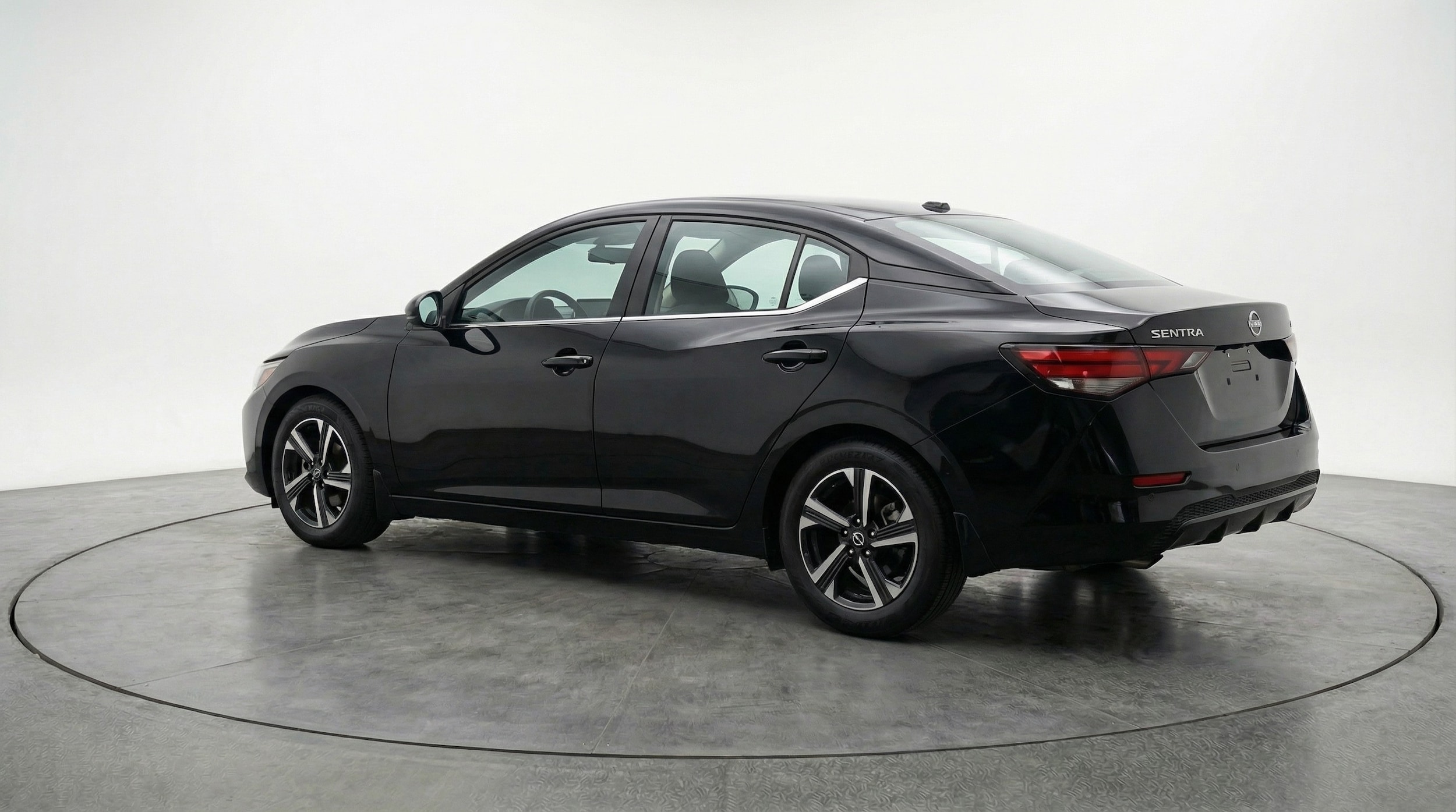 Thumbnail: 2025 Nissan Sentra - 5