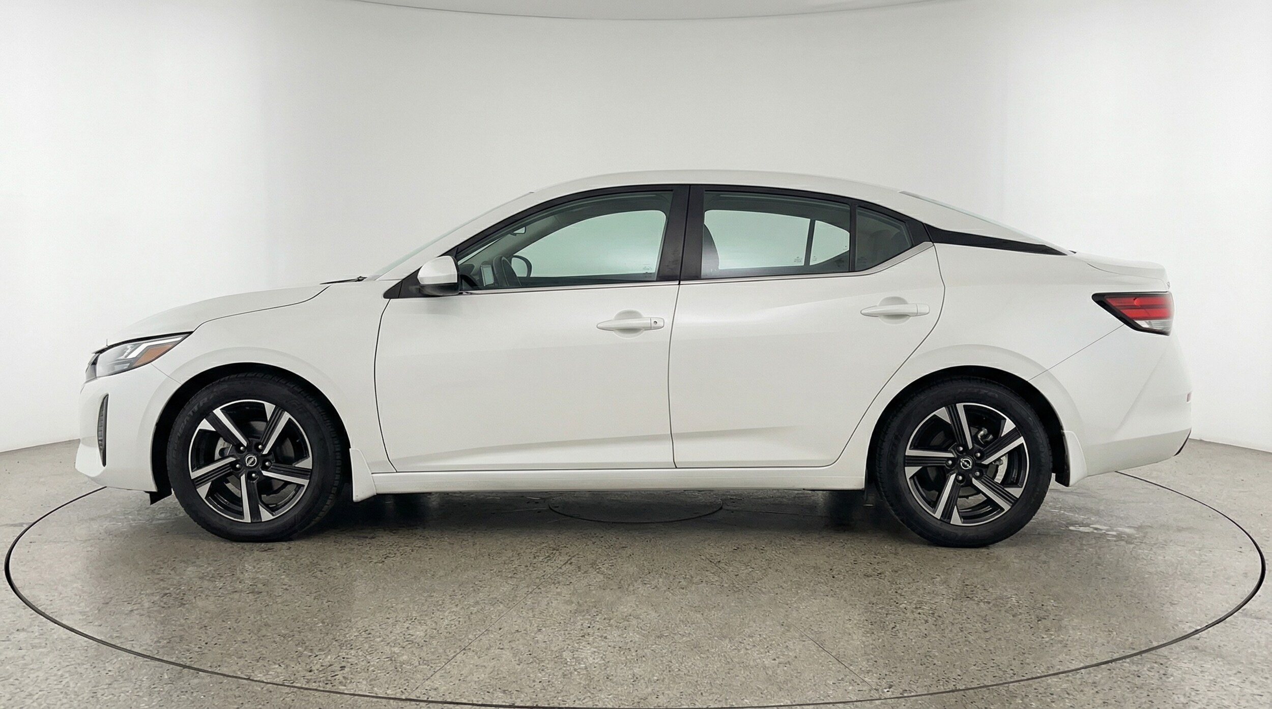 Thumbnail: 2025 Nissan Sentra - 4