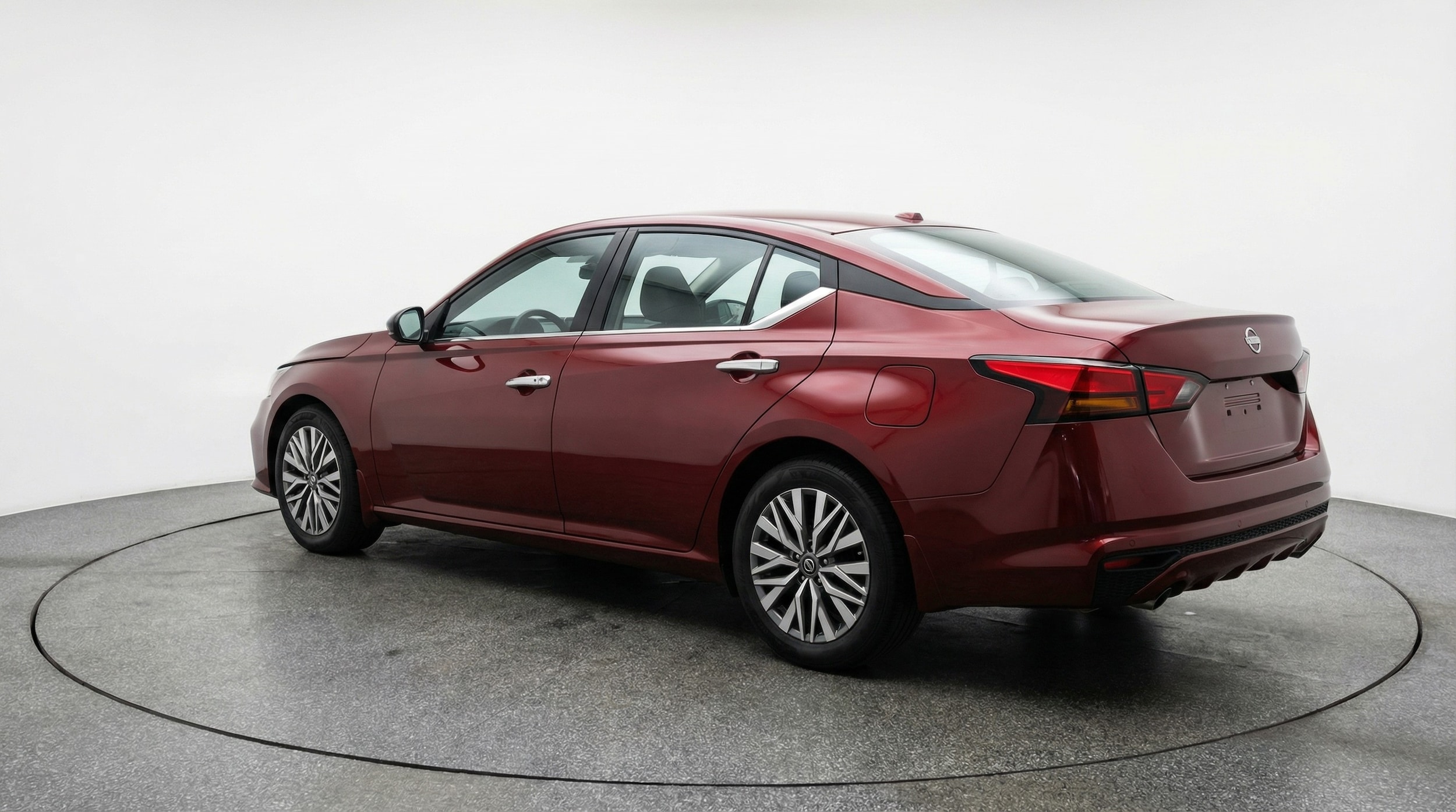 Thumbnail: 2025 Nissan Altima - 5