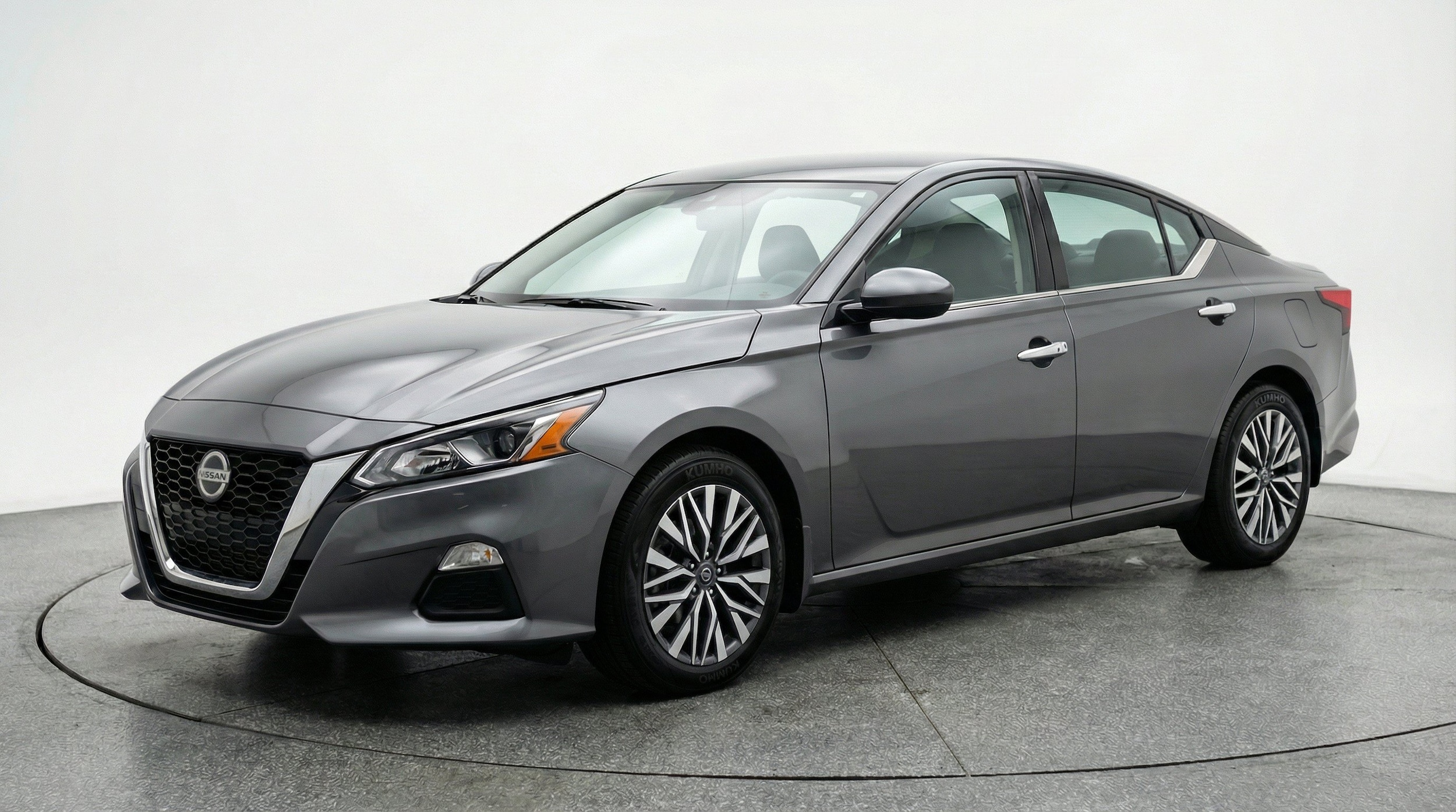 Thumbnail: 2025 Nissan Altima - 3