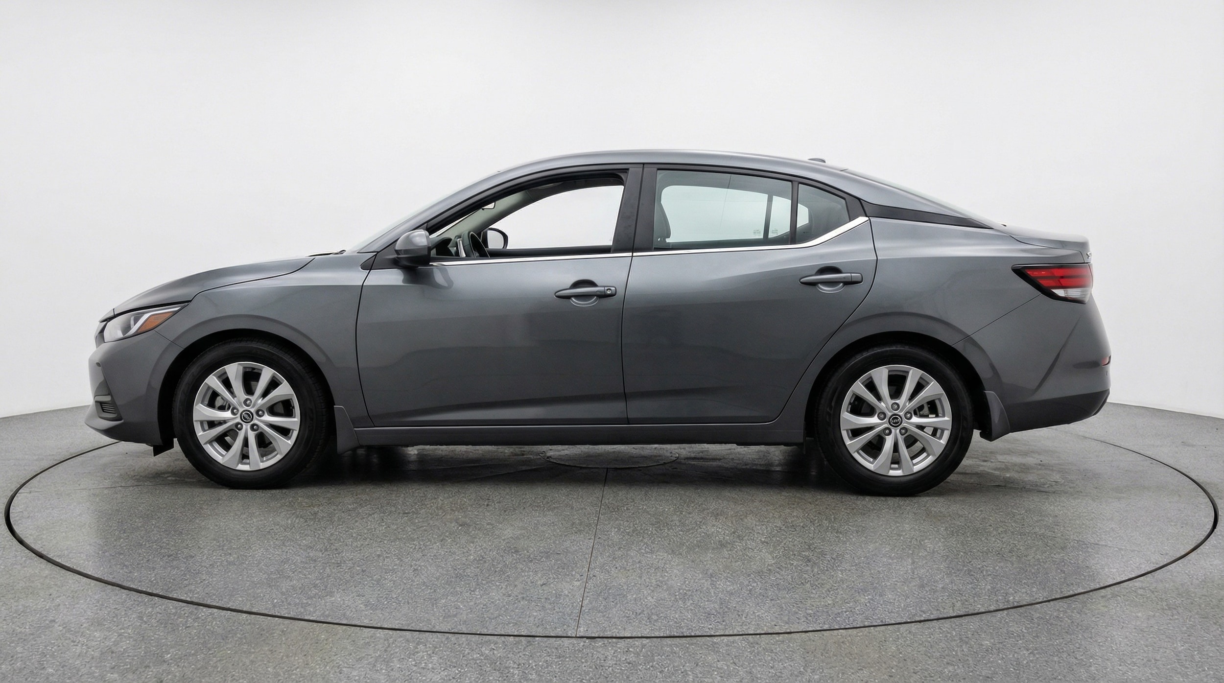 Thumbnail: 2025 Nissan Sentra - 4