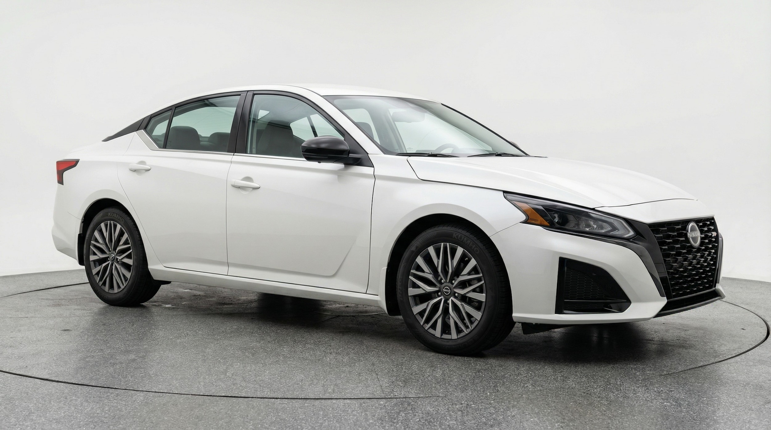 Thumbnail: 2025 Nissan Altima - 1