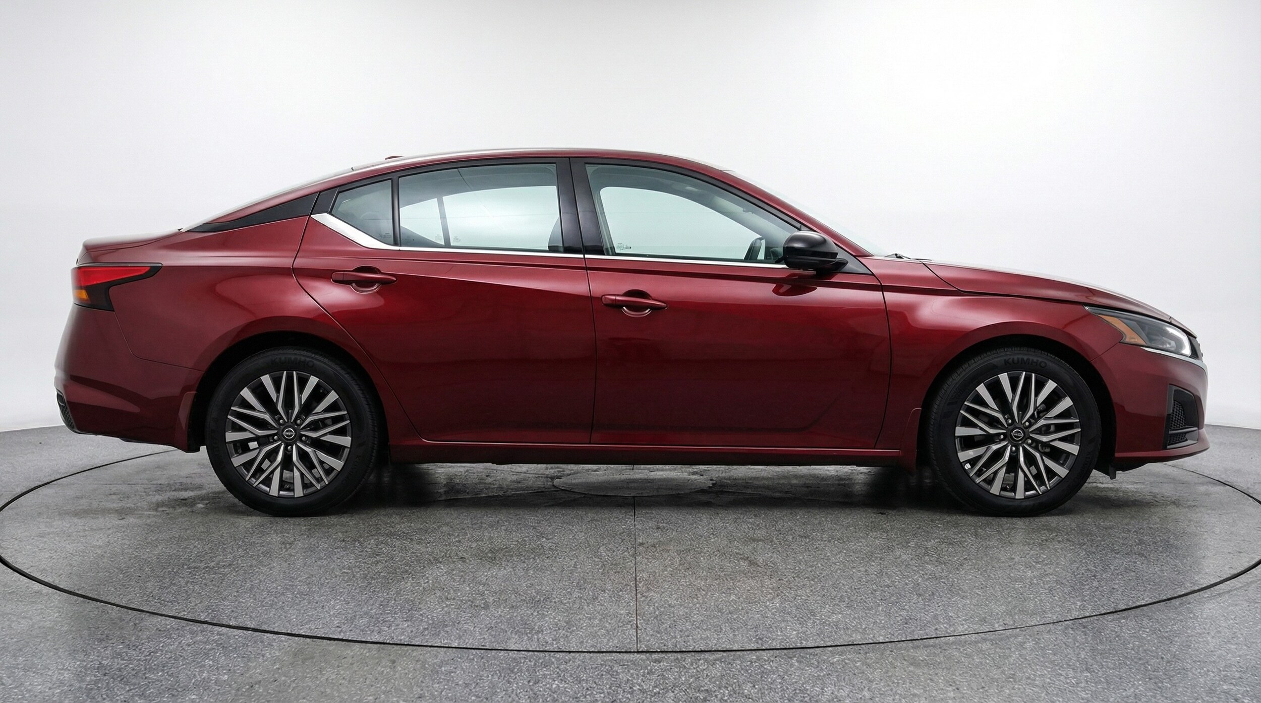 Thumbnail: 2025 Nissan Altima - 8