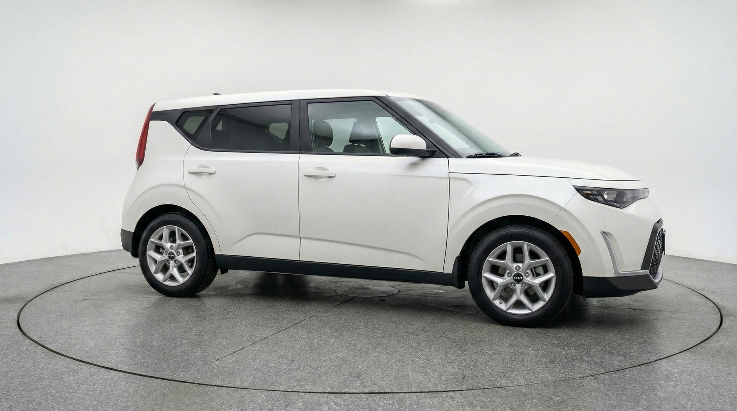 Thumbnail: 2025 Kia Soul - 1