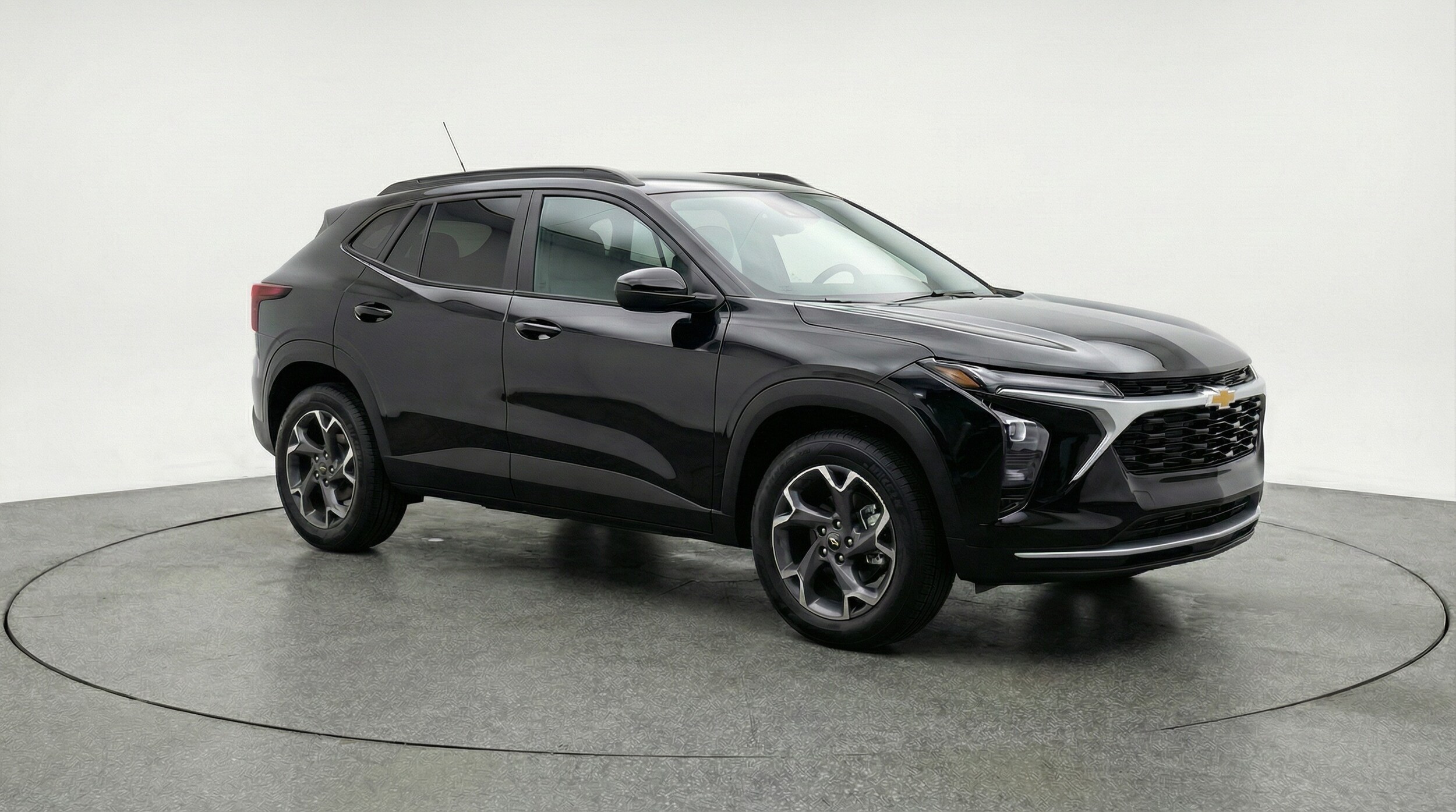 Thumbnail: 2025 Chevrolet Trax - 1