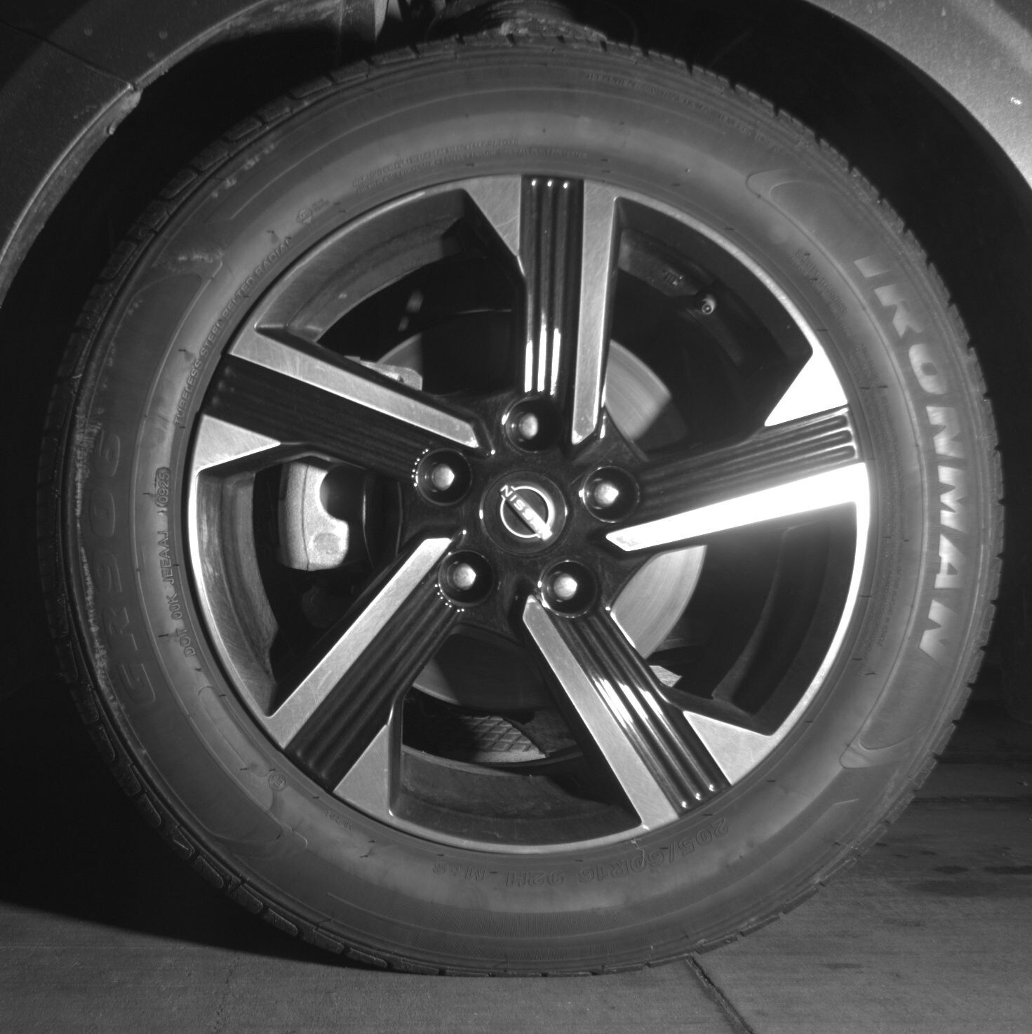 Thumbnail: 2025 Nissan Sentra - 9