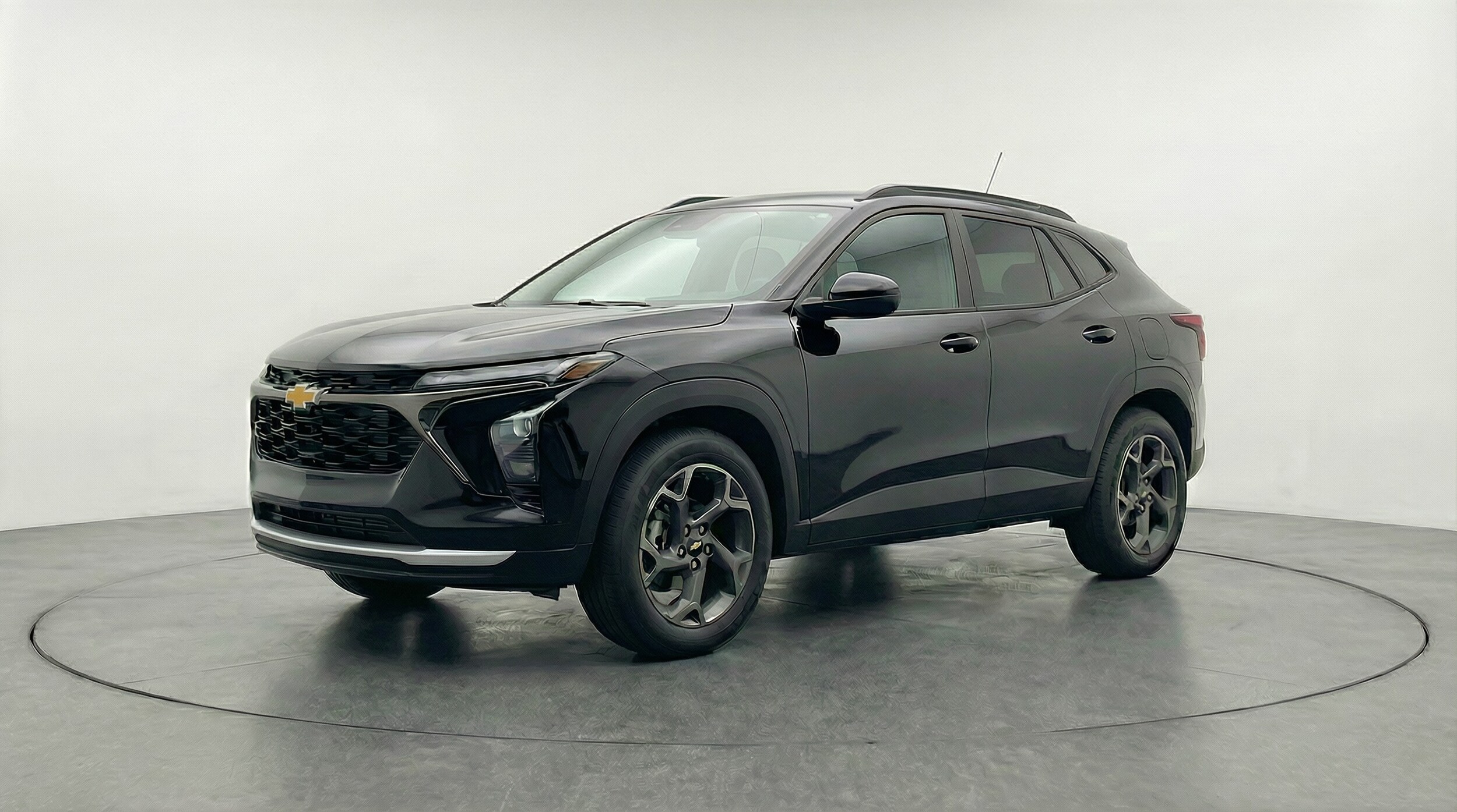 Thumbnail: 2025 Chevrolet Trax - 3