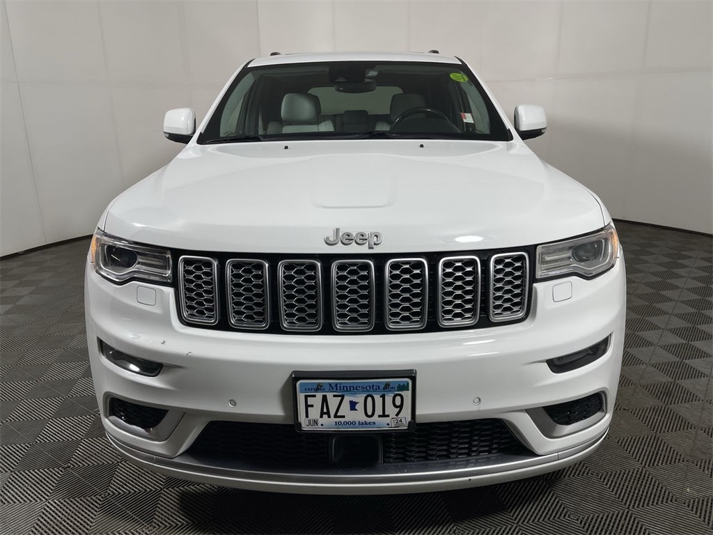 Used 2017 Jeep Grand Cherokee Summit with VIN 1C4RJFJG3HC788415 for sale in Bloomington, Minnesota