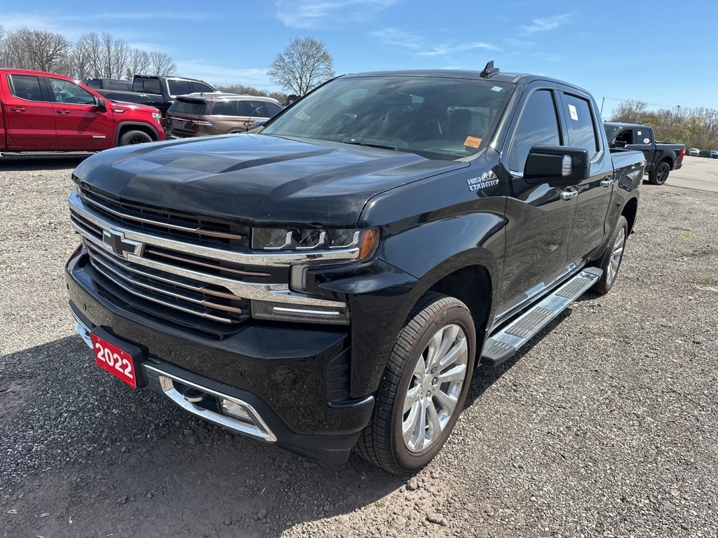 Used 2022 Chevrolet Silverado 1500 Limited High Country with VIN 1GCUYHED0NZ181561 for sale in Bloomington, Minnesota