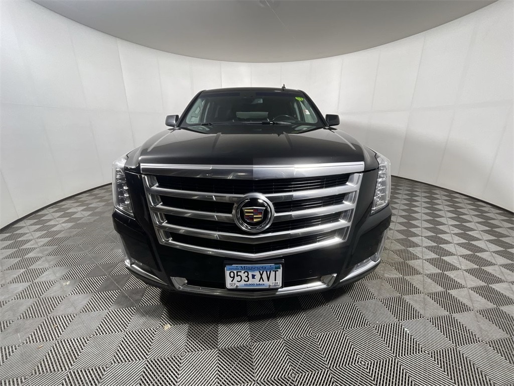 Used 2015 Cadillac Escalade ESV Luxury with VIN 1GYS4HKJ2FR206131 for sale in Bloomington, Minnesota