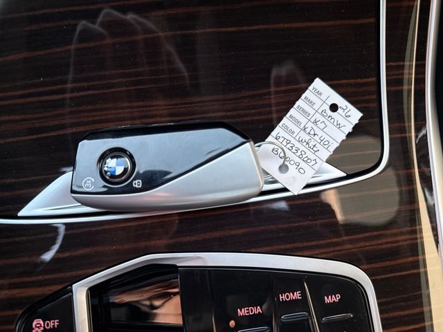 2026 BMW X7 40i - Photo 27