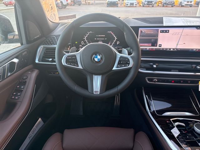 2026 BMW X7 40i - Photo 13