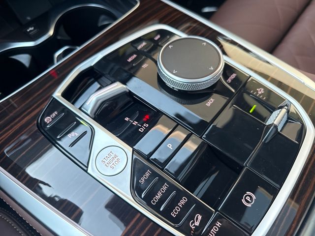 2026 BMW X7 40i - Photo 20