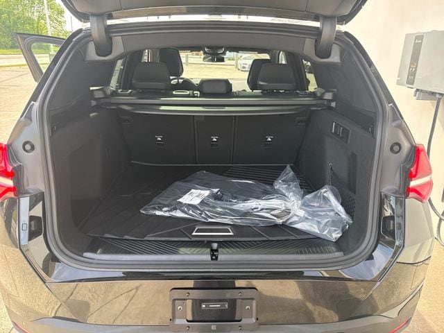 2026 BMW X3 30 - Photo 21