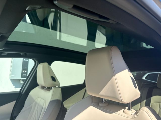 2026 BMW X3 30 - Photo 20