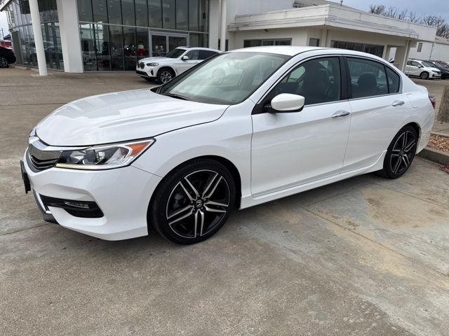 2017 Honda Accord Sport SE's photo