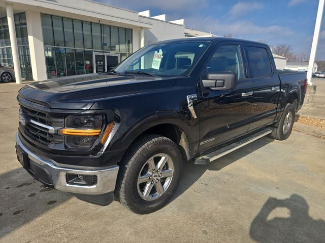 2024 Ford F-150 XLT's photo