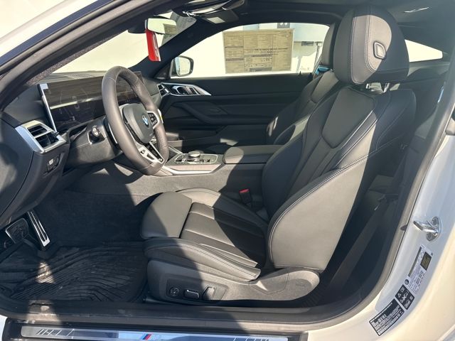 2026 BMW 4 Series 430i - Photo 8