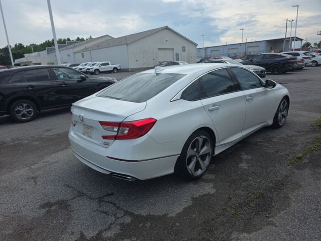 Used 2020 Honda Accord Touring 2.0T Sedan