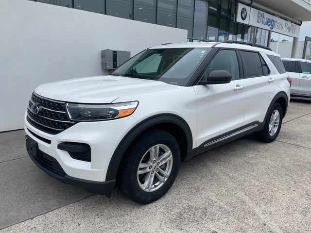 2022 Ford Explorer XLT 4WD's photo