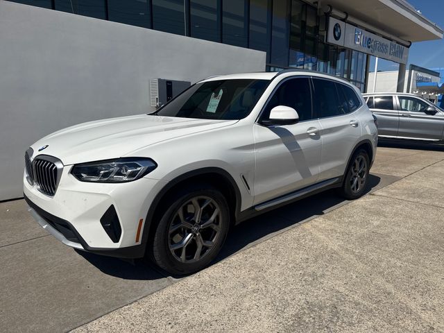 2022 BMW X3 xDrive30i's photo