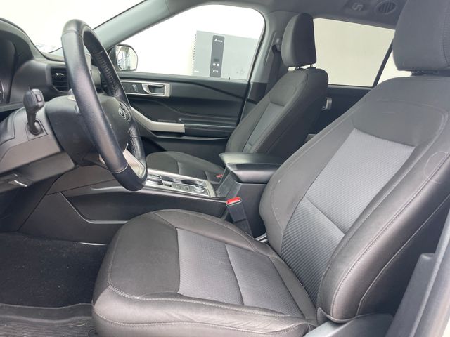 2022 Ford Explorer XLT - Photo 6
