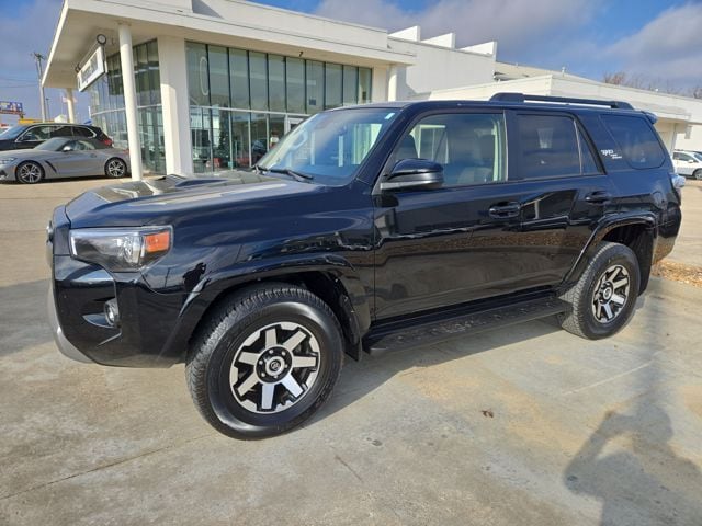 2024 Toyota 4Runner TRD Off-Road's photo